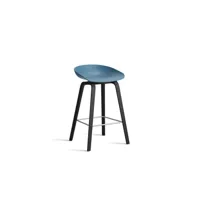 about a stool aas 32 - azure blue 2.0 - vernis noir à base d'eau - repose-pied noir - hauteur d'assise 65 cm - patins plastique