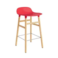 chaise de bar form avec structure en bois  - bright red - chêne - 65 cm