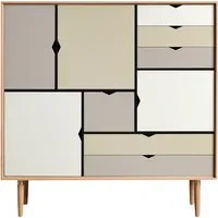 andersen furniture - s3 commode, chêne huilé/ façades silver (blanc argenté), doeskin (beige), iron (gris métal)