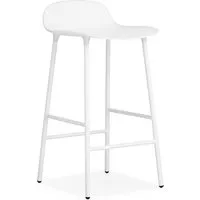 normann copenhagen chaise de bar form avec structure en métal - blanc - 65 cm