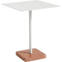 hay table de jardin terrazzo  - gris clair - terrazzo rouge - carré 60 x 60 cm