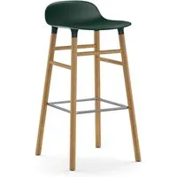 normann copenhagen chaise de bar form avec structure en bois  - vert - chêne - 75 cm