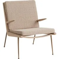 &tradition fauteuil lounge boomerang hm2 - karakorum 003 - chêne huilé - laiton