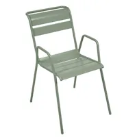 fermob - fauteuil bridge empilable monceau en métal, acier peint couleur vert 52 x 68.5 85 cm designer studio made in design