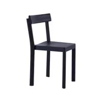 kann design - chaise empilable galta en bois, multiplis courbé plaqué chêne teinté couleur noir 51 x 43 80 cm designer cluzel / pluchon made in design