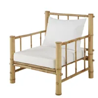 fauteuil de jardin en bambou et coussins écrus