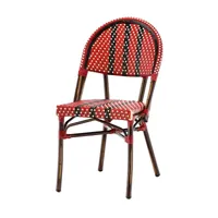 chaise de bistrot extérieur en rotin rouge