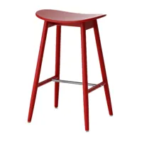 massproductions chaise de bar icha 65 cm hêtre verni rouge