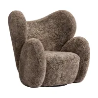 fauteuil pivotant en peau de mouton big big chair - norr11