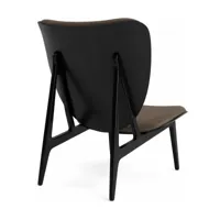 fauteuil lounge en chêne noir avec rembourrage en cuir marron foncé elephant - norr11