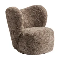 fauteuil pivotant en peau de mouton sahara little big chair - norr11