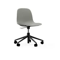 chaise de bureau réglable à roulettes en pp grise et base noire swivel 5w grey - norm