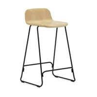 chaise de bar en chêne et acier noir 65 cm just- normann copenhagen