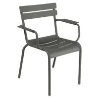 fermob - chaise de jardin avec accoudoirs luxembourg - romarin/texturé/lxhxp 52x88x57cm/résistant aux uv/empilable