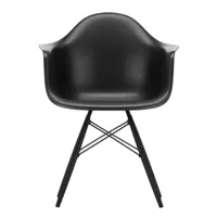 vitra - chaise avec accoudoirs eames daw érable noir - noir profond/assise polypropylène/structure érable noir/acier noir/pxhxp 62,5x83x60cm