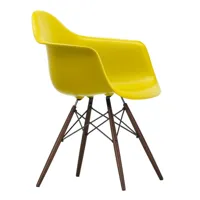 vitra - chaise avec accoudoirs eames daw érable foncé - jaune moutarde/assise polypropylène/structure érable foncé/acier noir/pxhxp 62,5x83x60cm