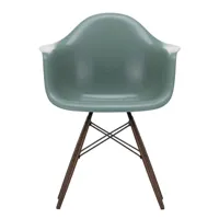 vitra - chaise eames fiberglass daw érable foncé - écume de mer verte/assise fibre de verre/structure érable foncé/acier noir/lxhxp 62,5x83x60cm