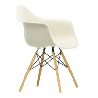vitra - chaise avec accoudoirs eames daw frêne - caillou/assise polypropylène/structure frêne coloré miel/acier noir/pxhxp 62,5x83x60cm