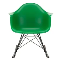 vitra - fauteuil à bascule eames plastic armchair rar noir - vert/assise polypropylène/structure noir basic dark/érable foncé/nouveau modèle/pxhxp 63x
