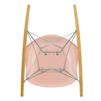 vitra - fauteuil à bascule eames plastic rar re chromé - rose pâle/siège plastique recyclé post-consommation/structure fil d'acier chromé/ érable doré