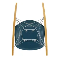 vitra - fauteuil à bascule eames plastic rar re chromé - bleu mer/siège plastique recyclé post-consommation/structure fil d'acier chromé/ érable doré/
