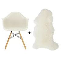 vitra - set promo chaise avec accoudoirs eames daw re + agneau - caillou/agneau libre!/structure érable doré/ acier noir/ patins en feutre noir/pxhxp.