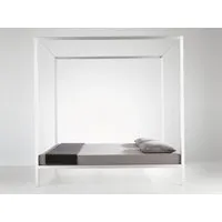 aluminium bed | lit à baldaquin
