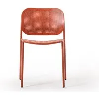 metis dot | chaise