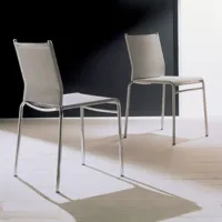 ingenia - chaise empilable en filet liù