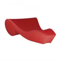slide - rococo&apos; chaise longue en polyéthylène rotatif disponible en plusieurs couleurs
