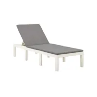 transat chaise longue bain de soleil lit de jardin terrasse meuble d'extérieur avec coussin plastique blanc helloshop26 02_0012501