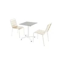 ensemble table de terrasse stratifié béton gris et 2 chaises ivoire