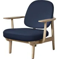fritz hansen fauteuil de salon fred - jh97 - bleu uni - chêne laqué transparent