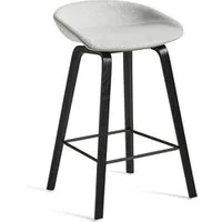 hay about a stool aas 33 - décapé noir - divina melange 120 - gris clair - repose-pied noir - hauteur d'assise 65 cm