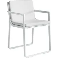 gandia blasco chaise avec accoudoirs flat dining avec coussin d'assise - white