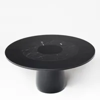 table ronde en cristal et polyuréthane round el noire par claesson koivisto rune