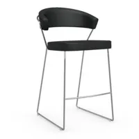 chaise de bar new york design italienne  structure acier chromé assise cuir noir