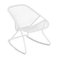 fermob - rocking chair sixties en plastique, fibre polyéthylène couleur blanc 60.5 x 77.97 72 cm designer frédéric sofia made in design