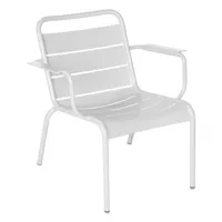 fermob - fauteuil lounge luxembourg en métal, aluminium couleur blanc 71 x 75.94 73.9 cm designer frédéric sofia made in design