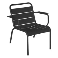 fermob - fauteuil lounge luxembourg en métal, aluminium couleur noir 71 x 75.94 73.9 cm designer frédéric sofia made in design