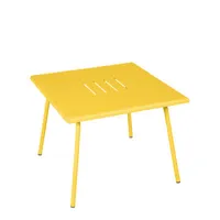 fermob - table basse monceau en métal, acier peint couleur jaune 57 x 45 cm designer studio made in design