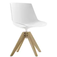 mdf italia - chaise pivotante chaises et fauteuils flow en bois, chêne massif couleur bois naturel 56 x 91.58 80.5 cm designer jean-marie massaud made in design
