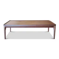 table basse en bois marron