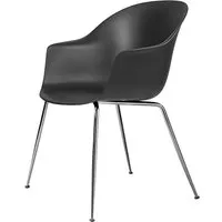 gubi chaise avec accoudoirs bat dining chair avec la base chrome (black - polypropylène et acier)