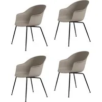 gubi set de 4 chaises avec accoudoirs bat dining chair base noire (new beige - polypropylène et acier)