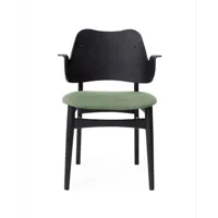warm nordic chaise gesture, assise revêtue de textile tissu canvas 926 sage green, structure en hêtre laqué noir, assise rembourrée