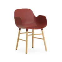 normann copenhagen chaise avec accoudoirs form red, pieds en chêne