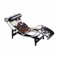 fauteuil - chaise longue lc4 peau tachetée peau tachetée, appuie-tête cuir noir, structure acier chromé, base acier laqué noir l 160cm x p 56cm x h 69