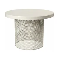 table basse en métal émaillé blanc crème 50 x 36 cm tulina - broste copenhagen