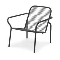 chaise longue d'extérieur en acier avec accoudoirs noir vig - normann copenhagen